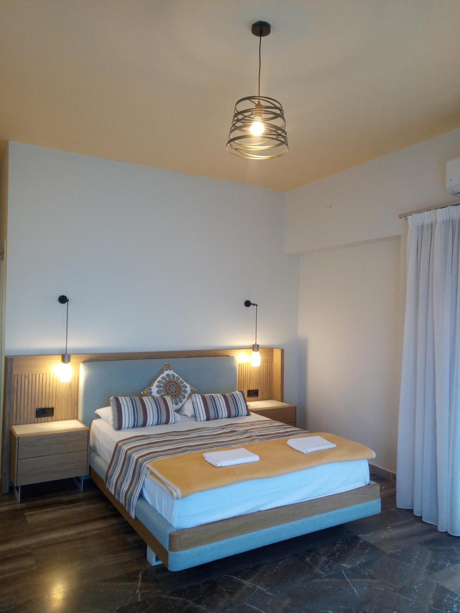 Horizon Beach Hotel ปลาเกียส ภายนอก รูปภาพ